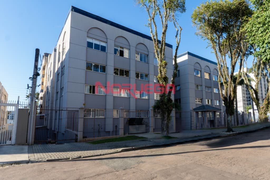 More no melhor do bairro Portão em Curitiba